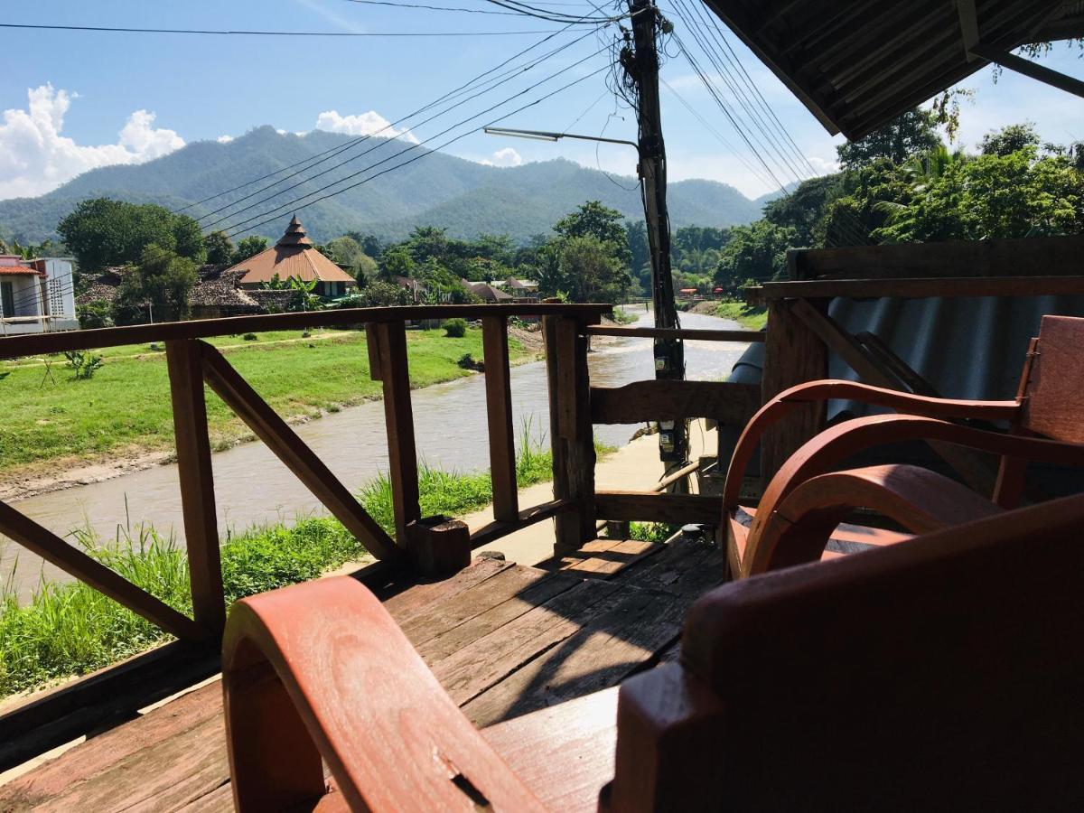 Golden Hut -Chill Bungalows In Town黄金泰式传统独栋小屋 Pai Εξωτερικό φωτογραφία